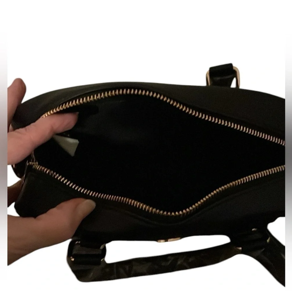 NWT. Valentino Orlandi Black Handbag - Picture 4 of 5